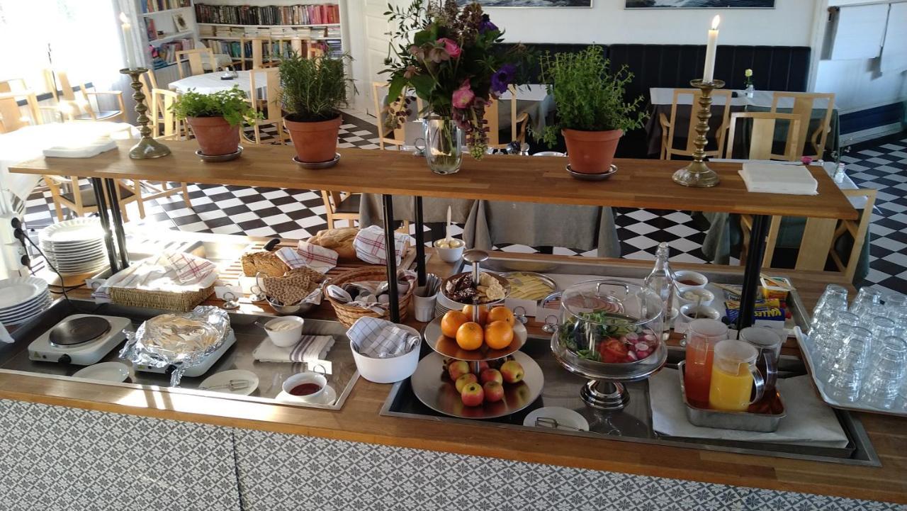 Kvarnen Pensionat Och Restaurang Falkenberg Bagian luar foto